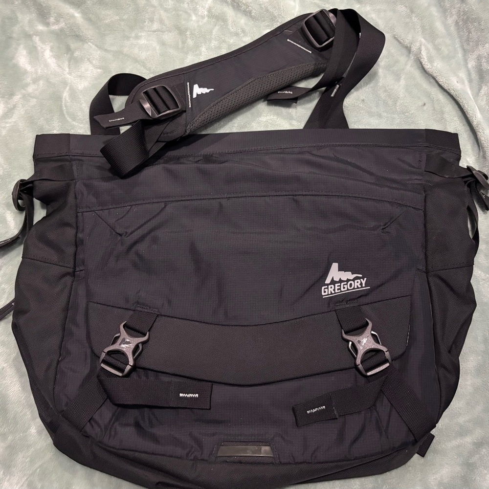Gregory Charcoal Messenger Bag